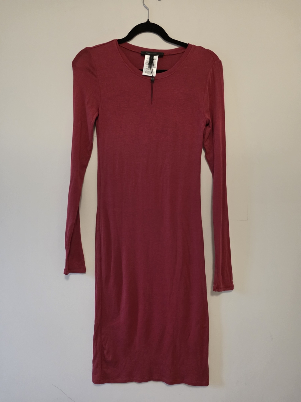 NWOT BCBG Max AZRIA Long Sleeve Crewneck Bodycon Dress.